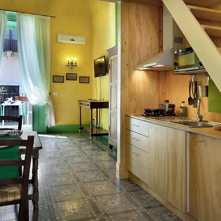 Casa D'aria 아파트 *